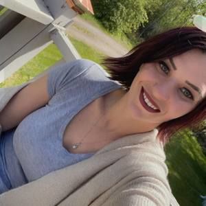 Meet your Posher, Brittney